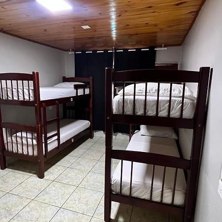 Hostel Peter Pan Puerto Iguazú Zewnętrze zdjęcie