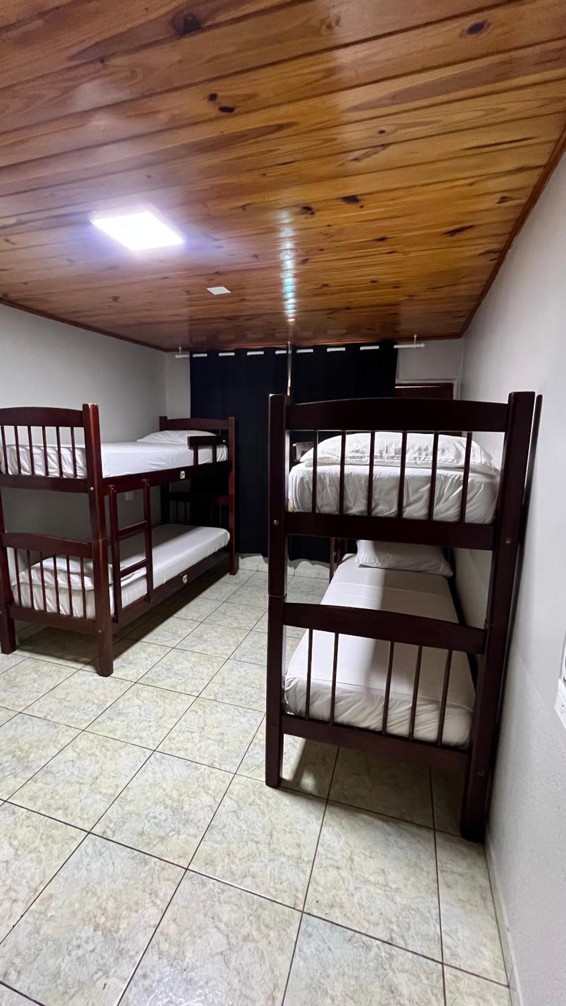 Hostel Peter Pan Puerto Iguazú Zewnętrze zdjęcie